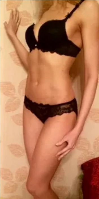 Секс с куртизанкой в бане под народную музыку: стоит ли пробовать это необычное сочетание?